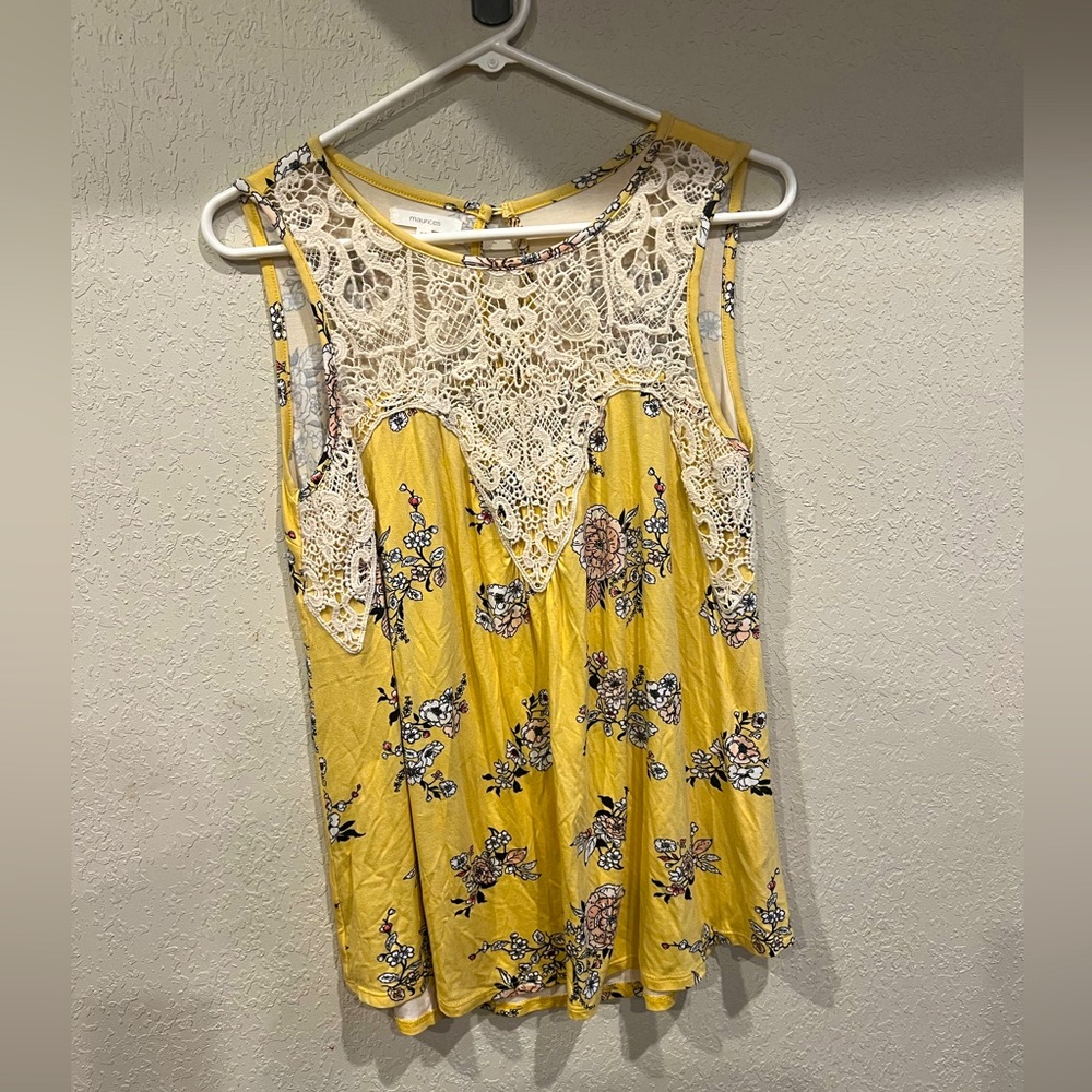 Maurice’s floral tank
